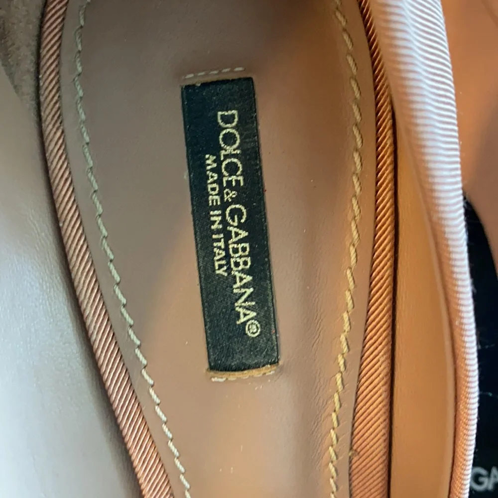 💢SOLD💢Dolce & Gabbana Embroidered Je T’aime Maman Pumps size 38.5 - Picture 7 of 11